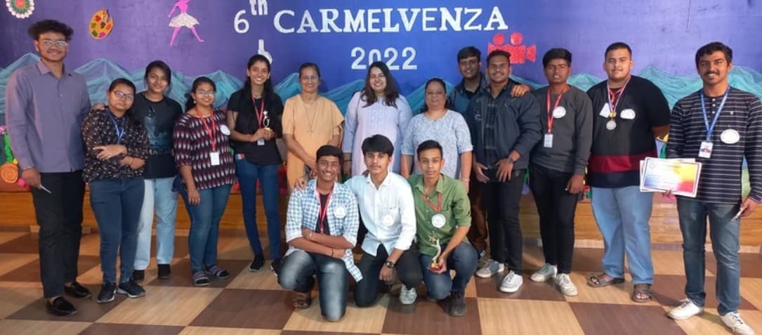 Maharashtriya Mandal college of commerce Annual Day photo 5